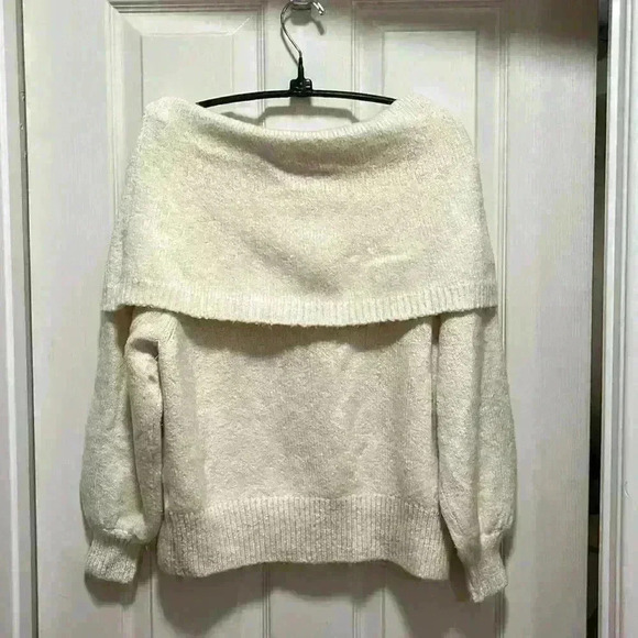 Anthropologie Sweater - Picture 3 of 9